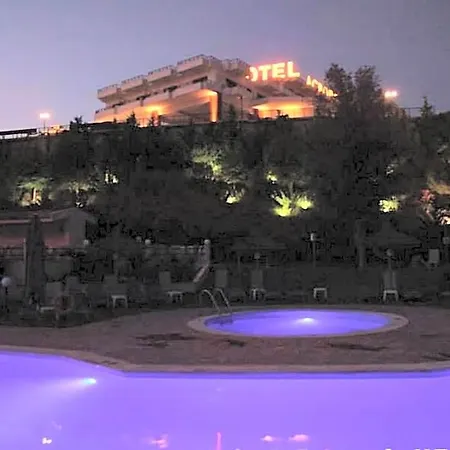 Hotel Acropol 4*