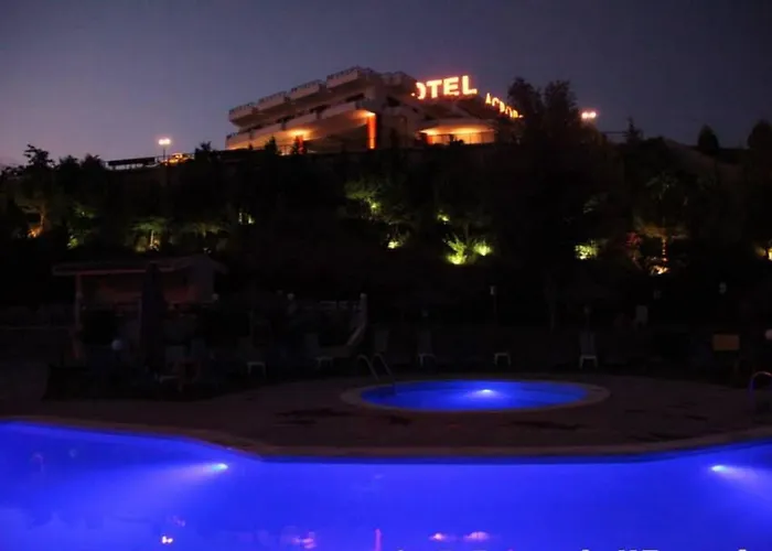 阿科波罗酒店 塞雷